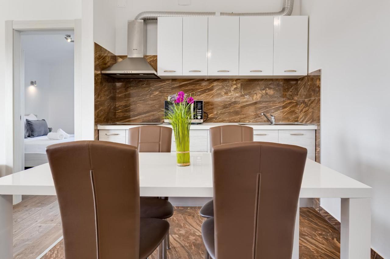 Apartman David S Bazenom Podusje Екстериор снимка