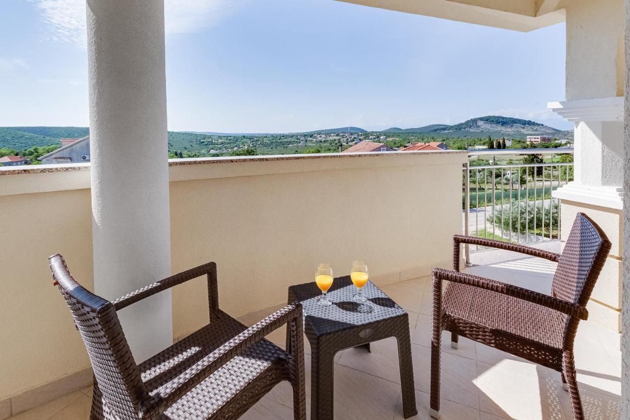 Apartman David S Bazenom Podusje Екстериор снимка