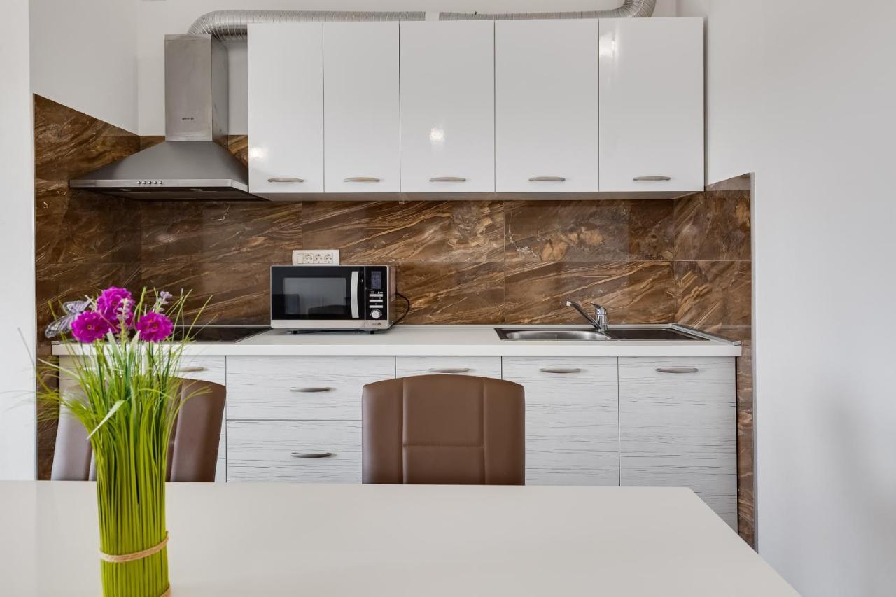Apartman David S Bazenom Podusje Екстериор снимка