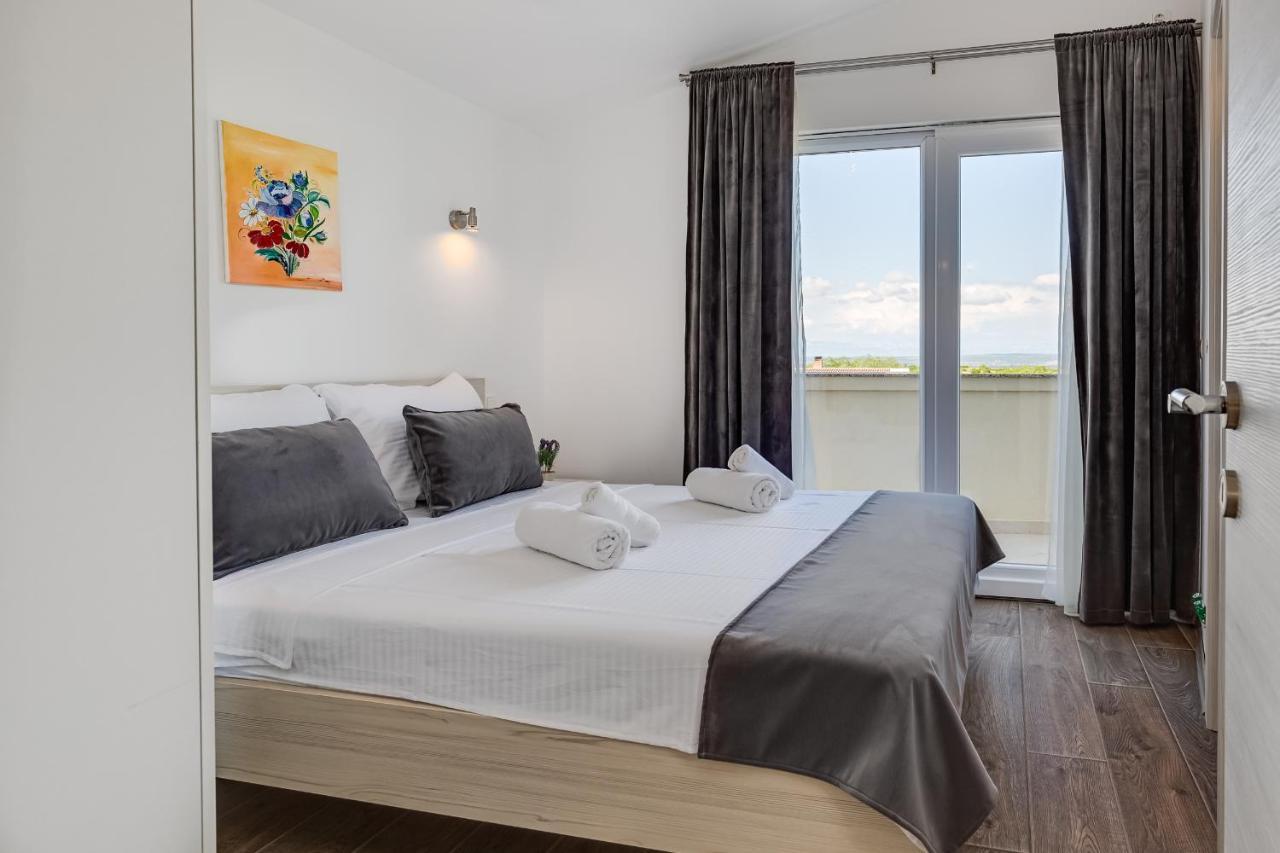 Apartman David S Bazenom Podusje Екстериор снимка