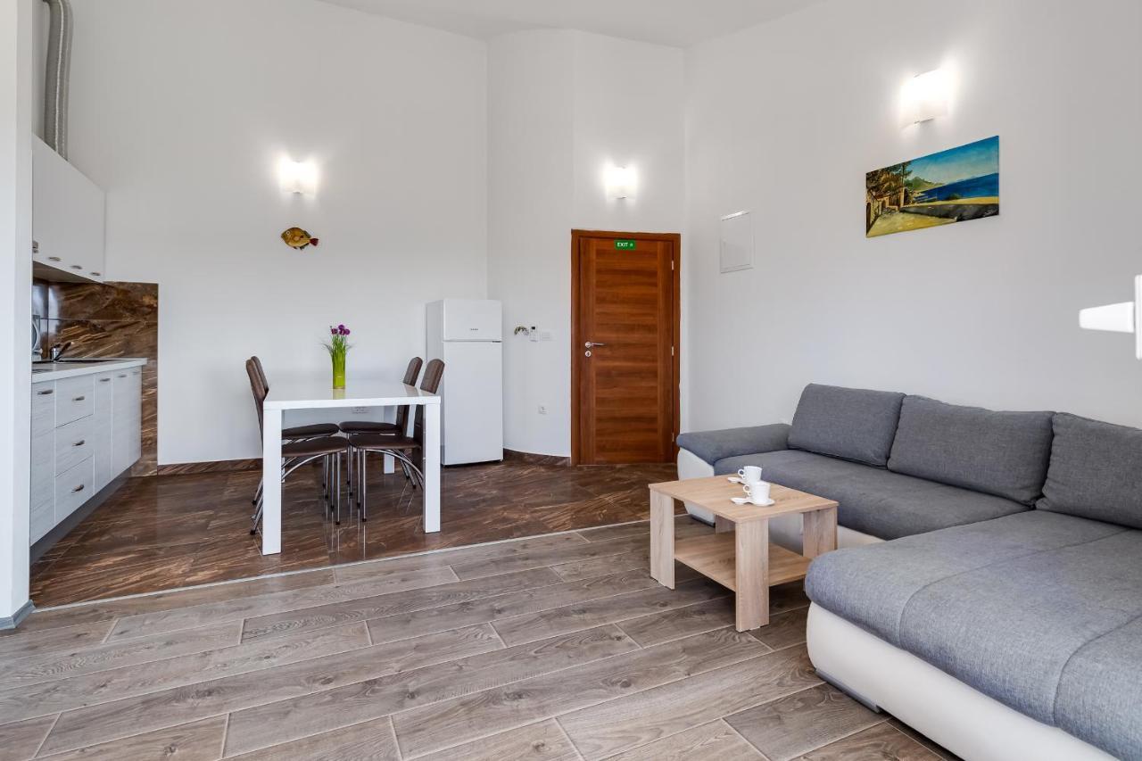 Apartman David S Bazenom Podusje Екстериор снимка